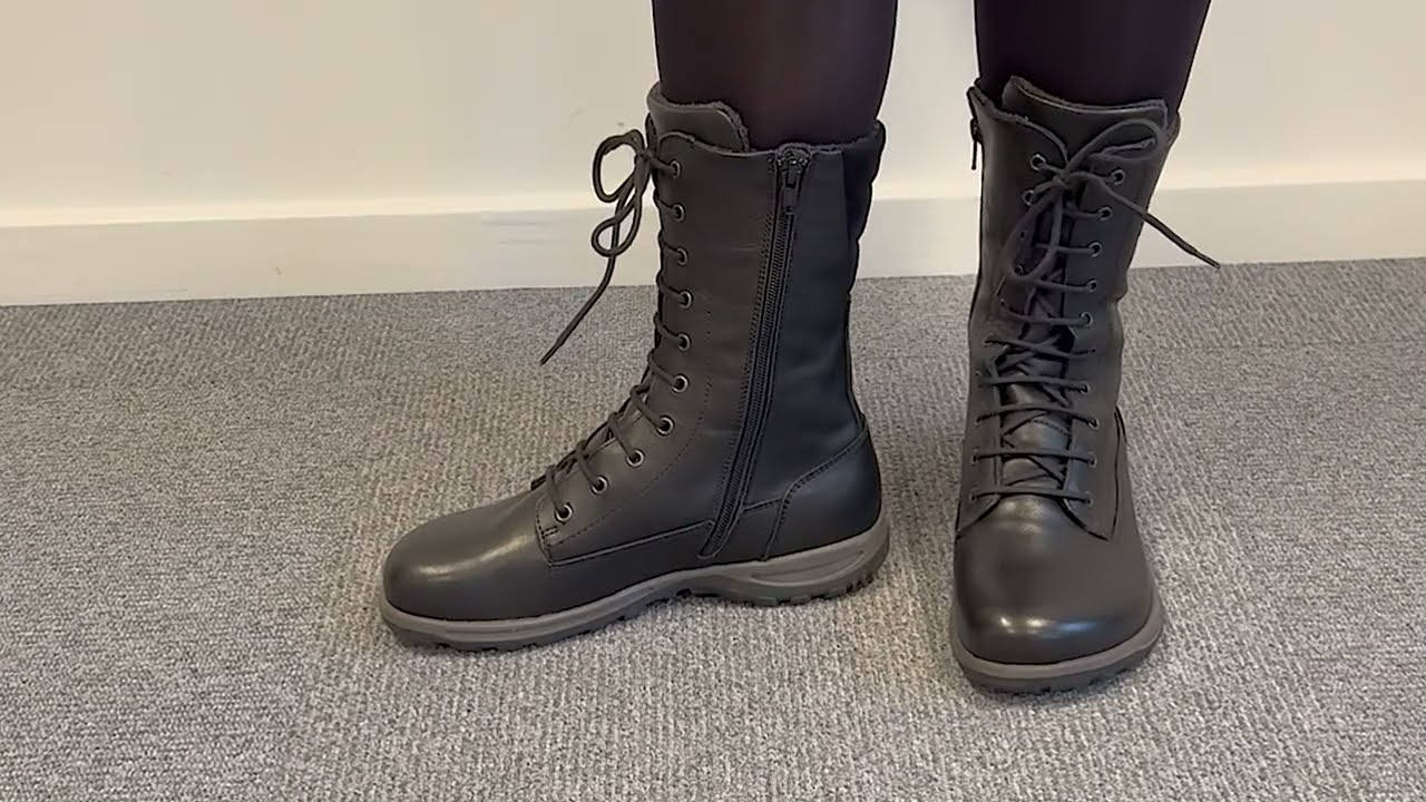 New Feet damestøvle med ynlås og snøre 60598