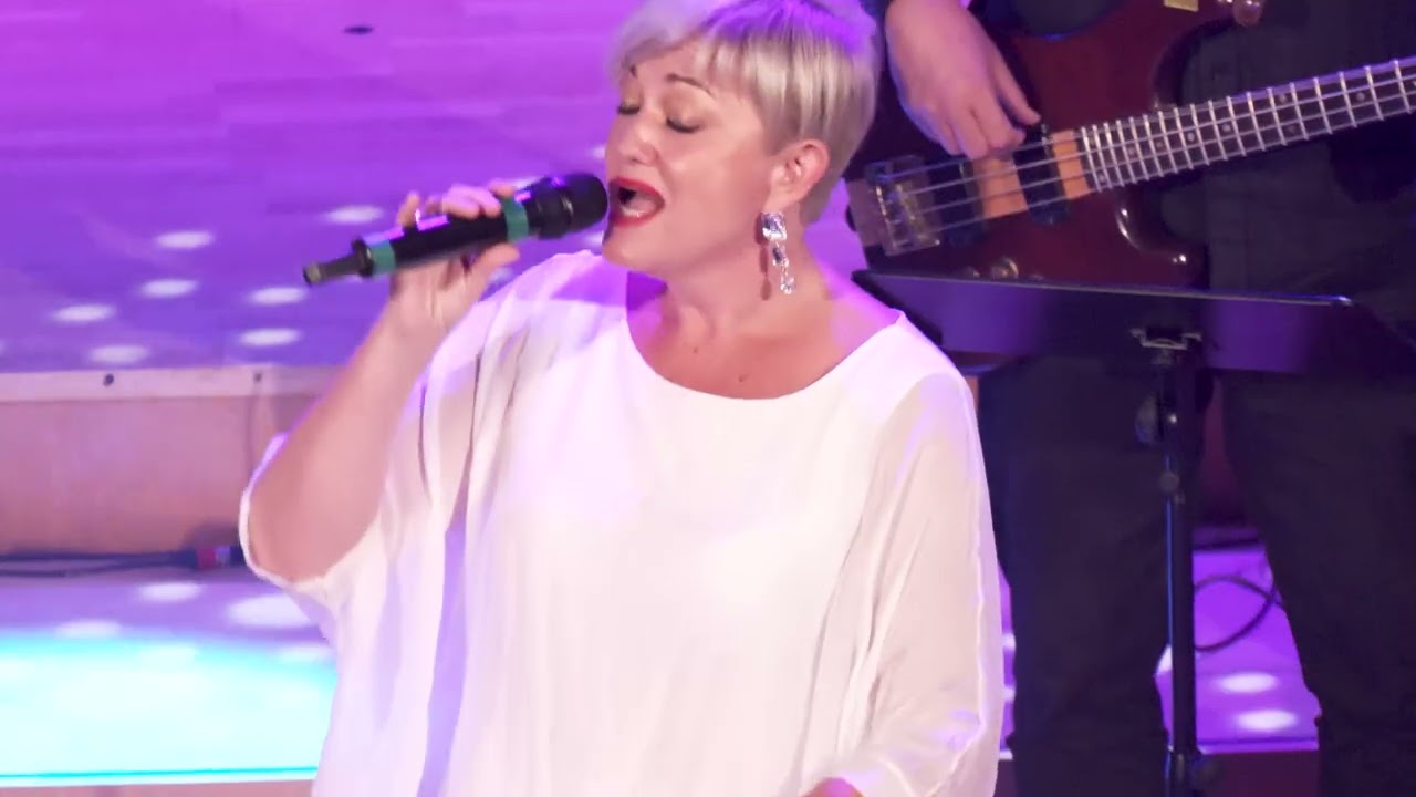 Yellow Brick Road - Elton John Tribute Concert Choir Gothenburg with Åsa & Ulf Nomark