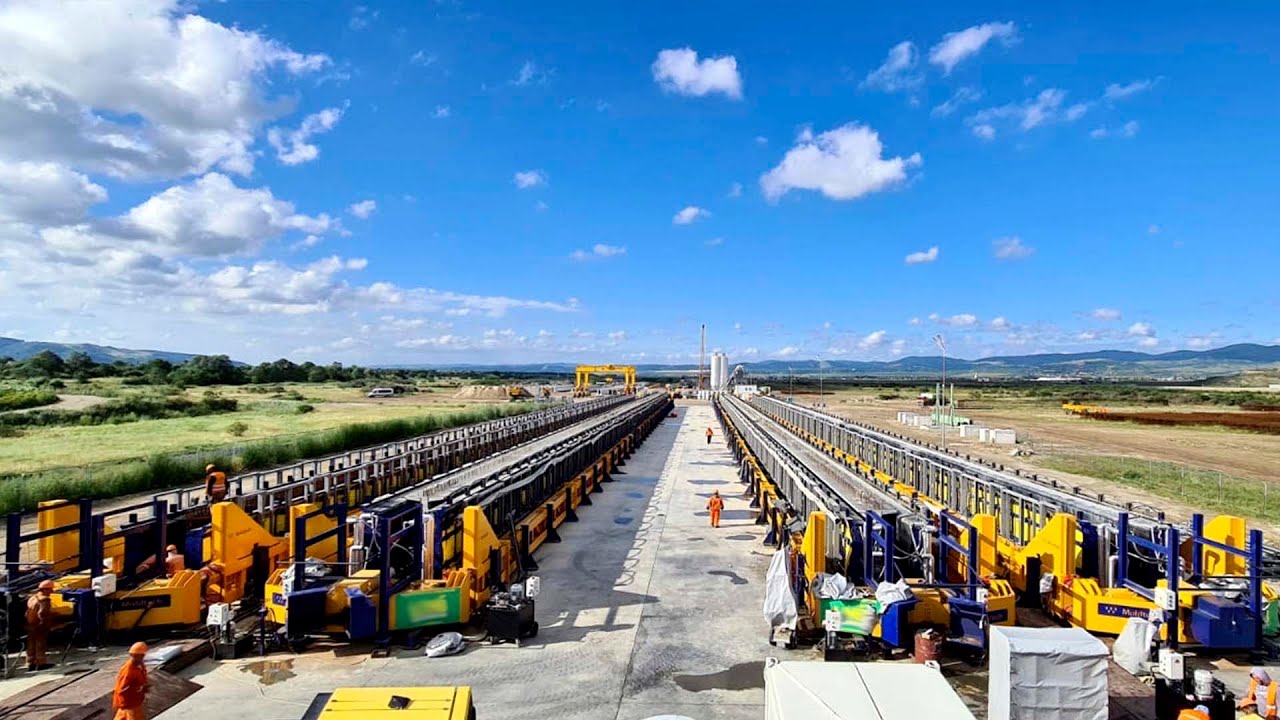 MOLDTECH INSTALA LA F&Aacute;BRICA M&Oacute;VIL PARA VIGAS PUENTE M&Aacute;S GRANDE DE EUROPA.🛠🥇