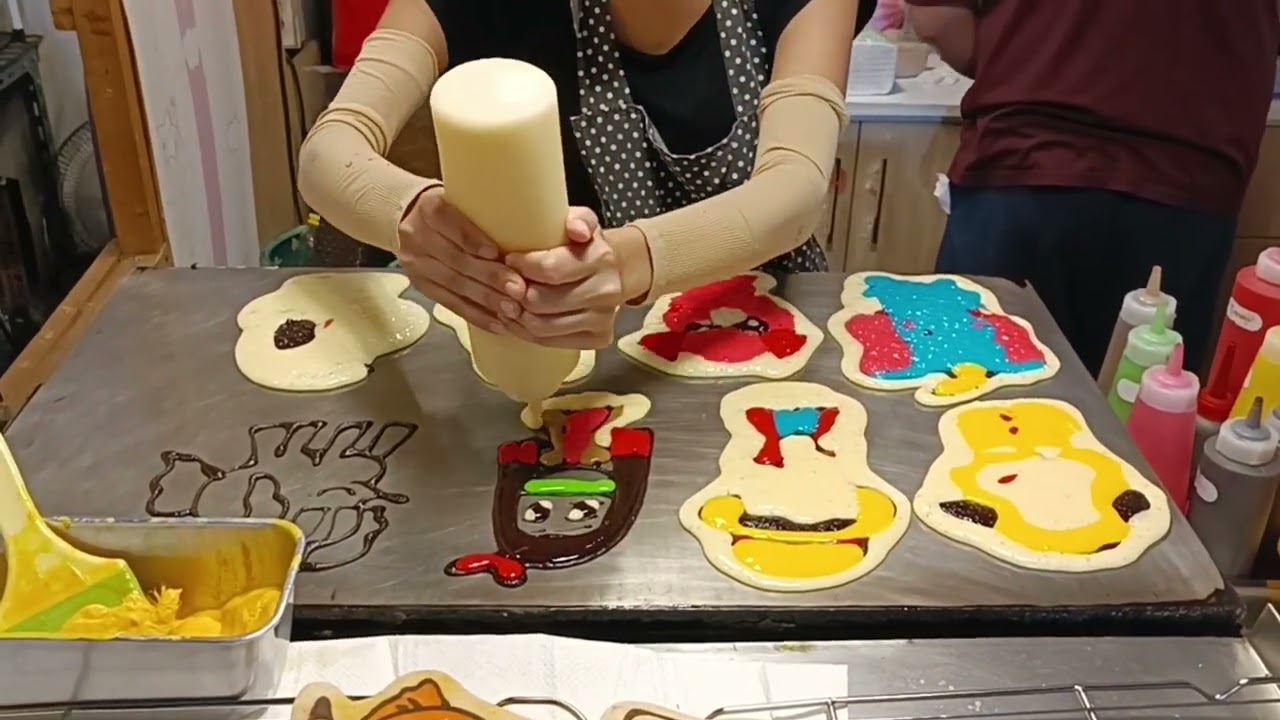 Pancake Cartoon Drawing แพนเค้กการ์ตูน Amazing Freehand Pancake ตลาด Jodd Fairs Night Market Part 1