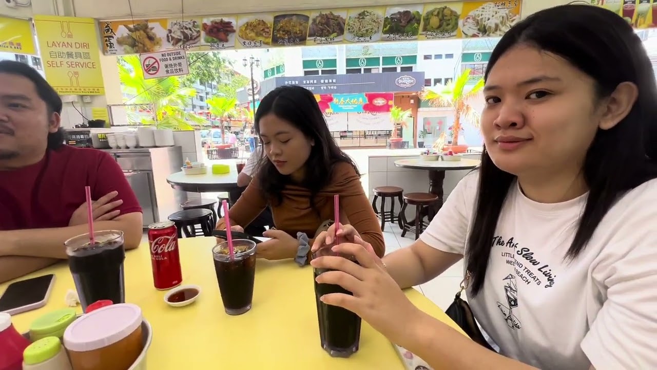 JALAN JALAN MAKAN MAKAN