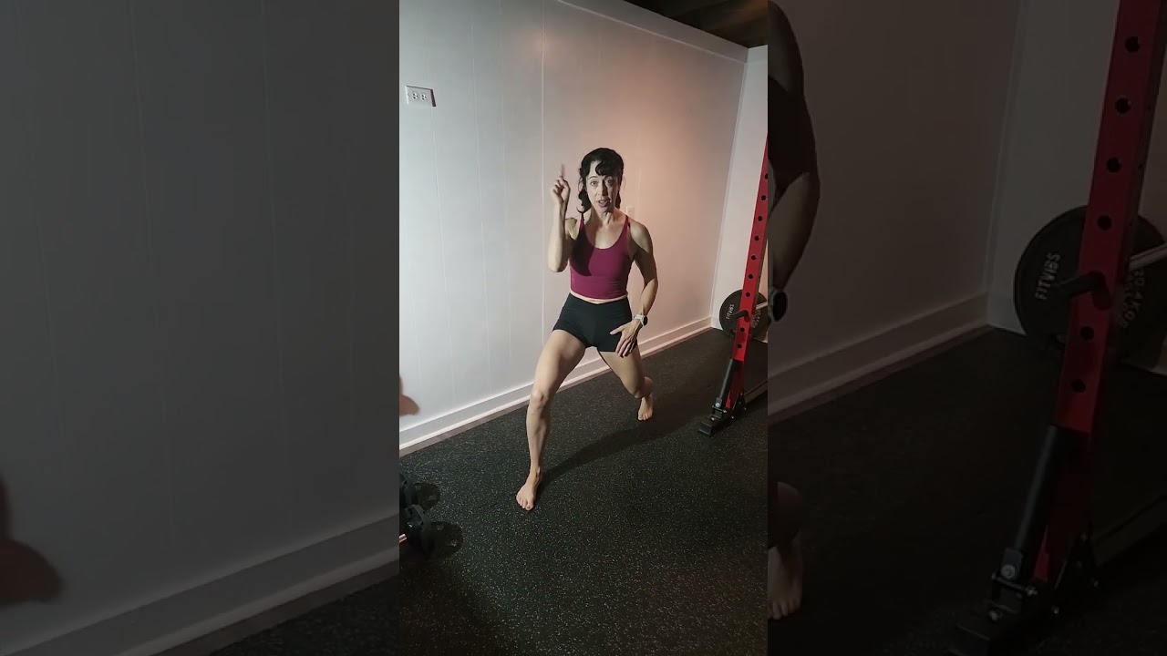 Reverse lunge- foot, glute, belly coordination #breastcancerrecovery phase3 #stability #runners