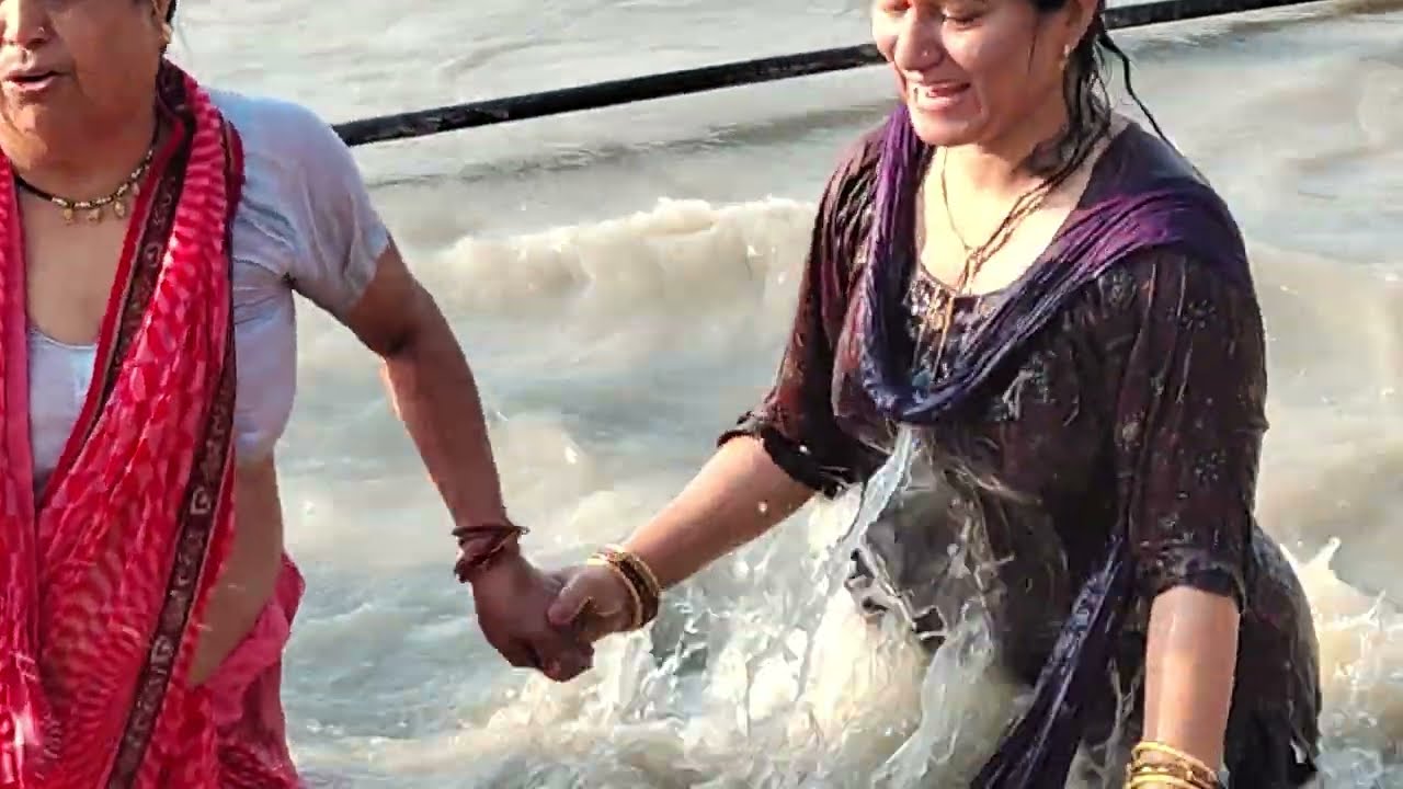 राधे राधे श्याम मिला दे_ गंगा स्नान _हरिद्वार 🗾🙏