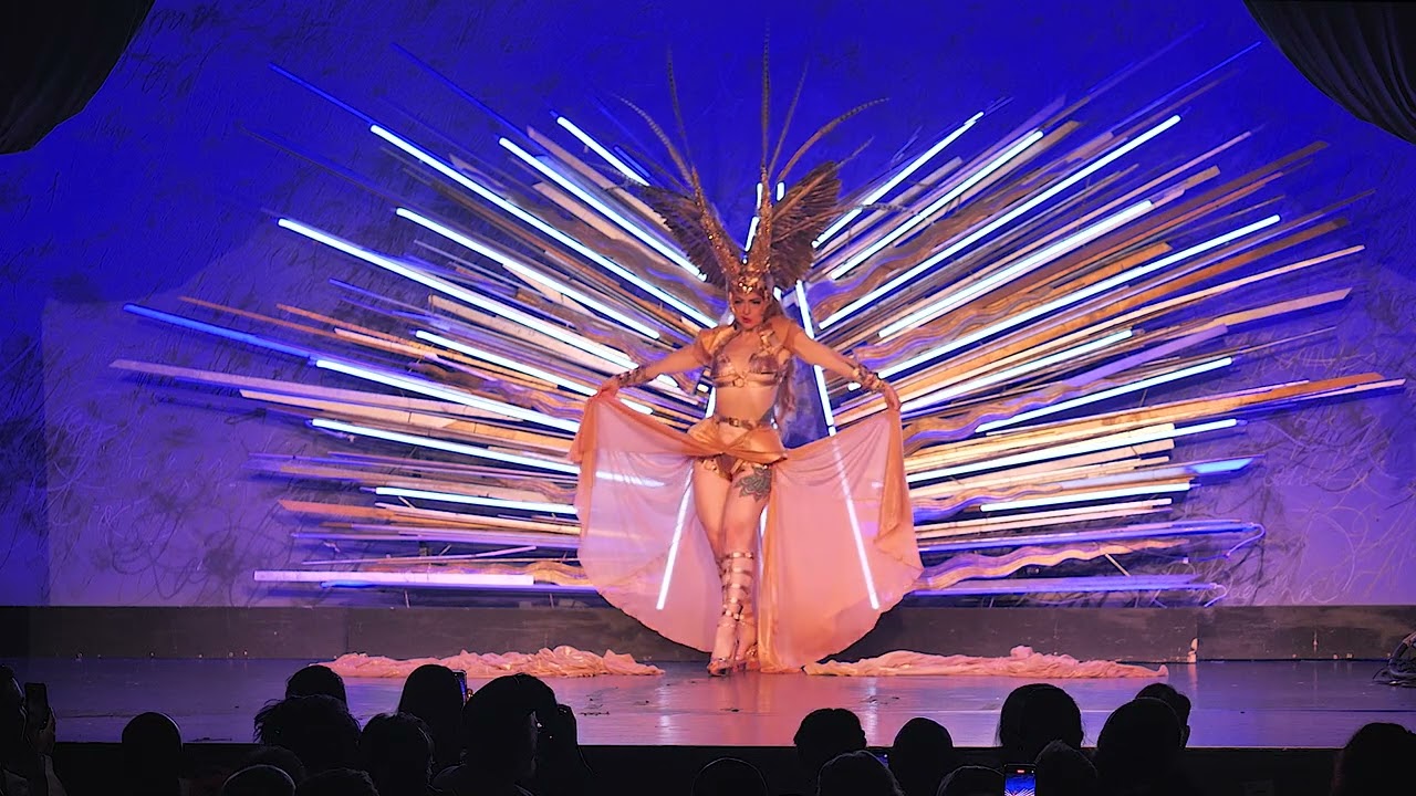 Alyssa Kitt at the New York Burlesque Festival 2022