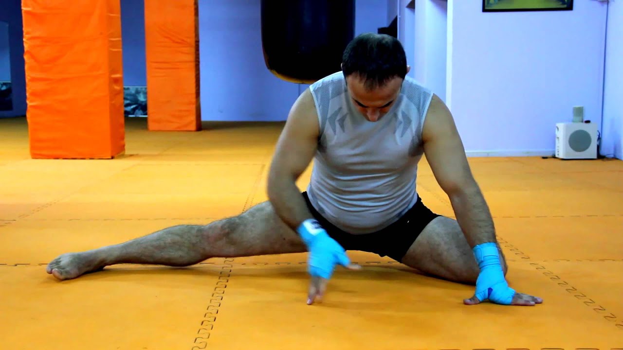 Kick Boks Bacak Esnemeleri/Kick Boks eğitim videosu.
