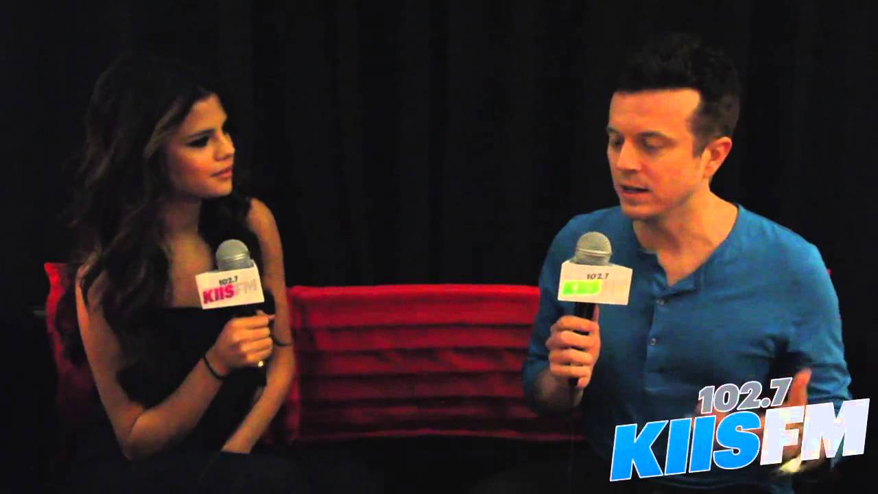 Selena Gomez and JoJo Backstage Interview