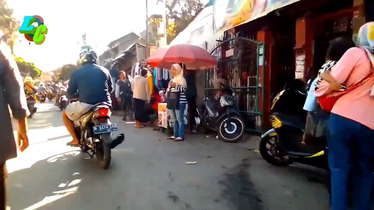 Cimahi Dalam Kenangan : Video Jadul Pasar Tumpah Cigugur Tengah Kota Cimahi