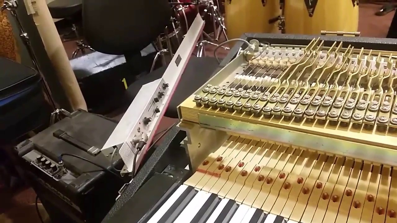Fender Rhodes Repairs and Adjustments Part 1