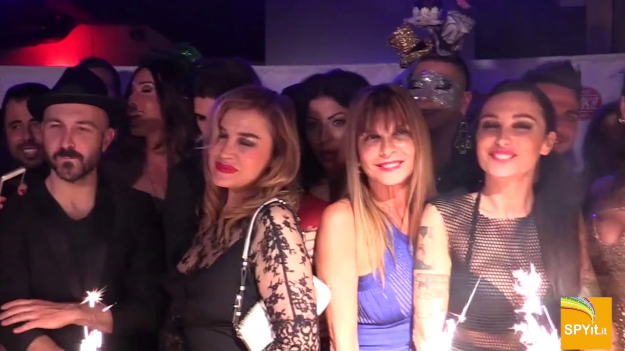 The Lady il Party by Lory Del Santo (INVITO)