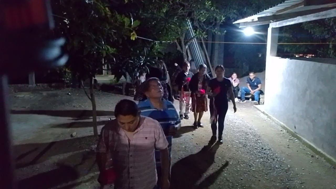 DANZANDO en Puhuitze AQUISMÓN SLP. Danza como si nadie te mirara 🤗
