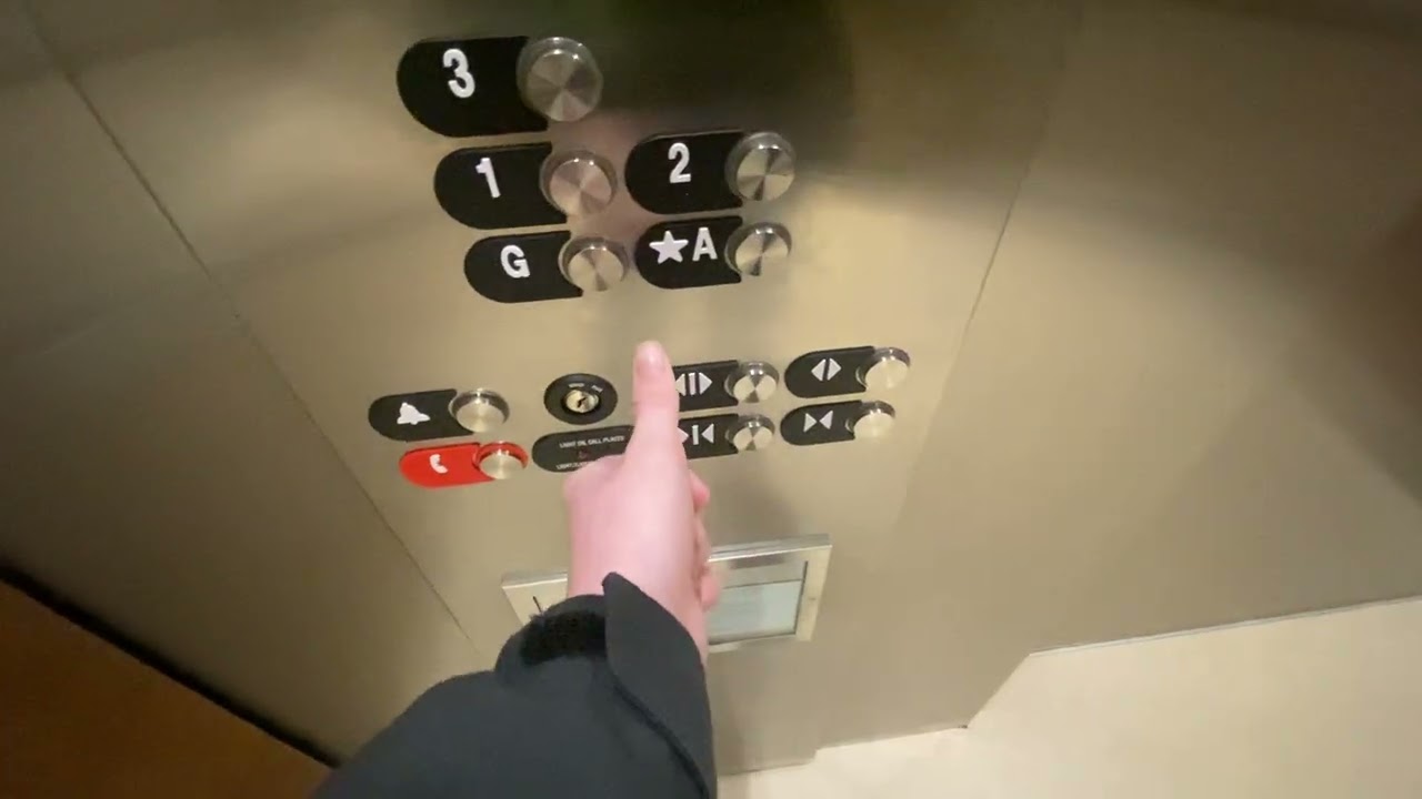 Bristol Townhall elevator update ￼