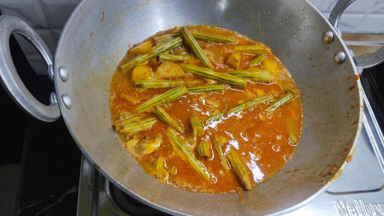 इस बार नये तरीके से बनाए सहजन फली की टेस्टी सब्जी ॥ Drumstick sabji recipe ll