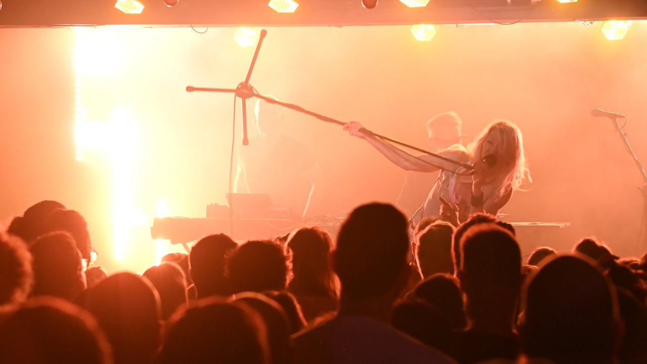 Minuit  - Last Night You Saw This Band