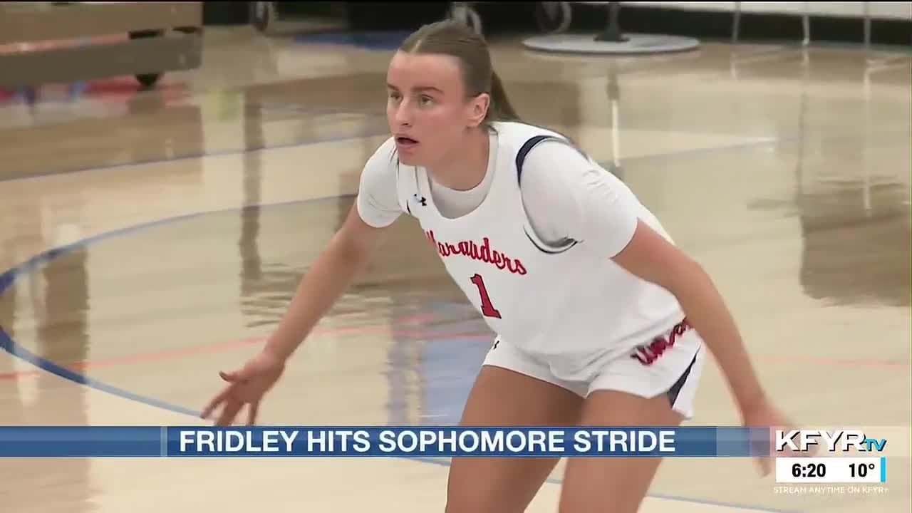 Eden Fridley hits sophomore stride with UMary women’s basketball