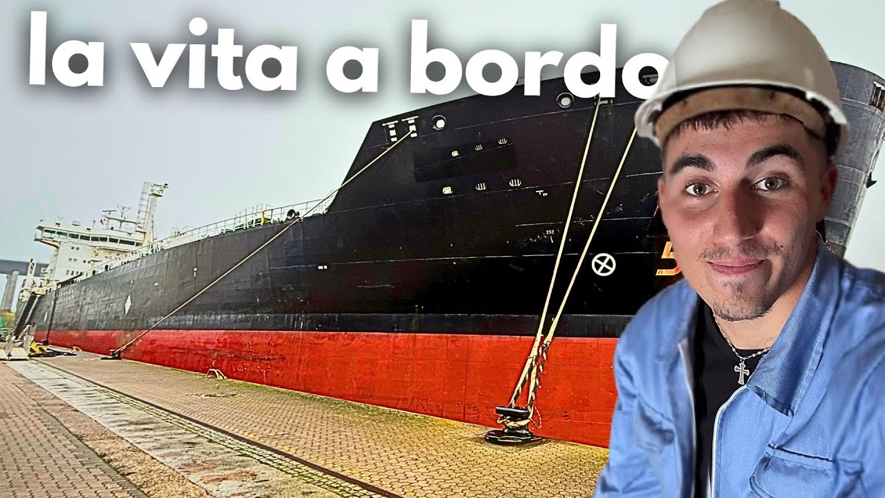 lavorare su una nave mercantile