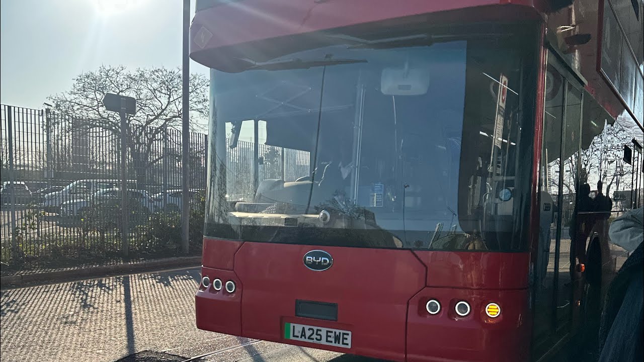 *LA25 EWE*Go Ahead London 25Reg BYD BD11