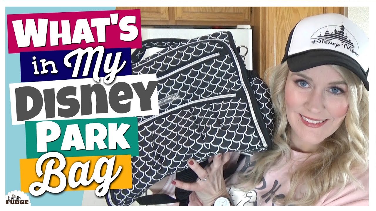 WHAT'S IN MY DISNEY PARK BAG || What to Pack for DISNEY