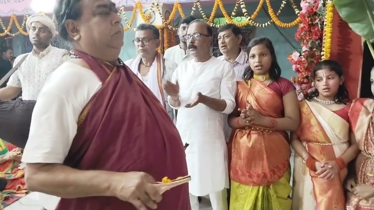 সন্ধ্যা আরতি কির্তন, শ্রীশ্রী রাধাগোপীনাথ মন্দির।