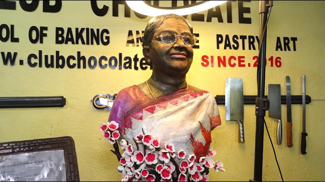 Sculpture of President Droupadi Murmu In 100 Kg Chocolate | Club Chocolate | Bhubaneswar
