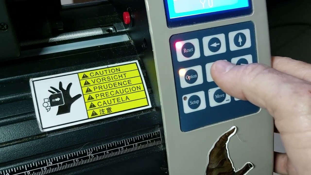 plotter JINKA 721 fazendo a calibragem para corte e contorno  13 de maio de 2023