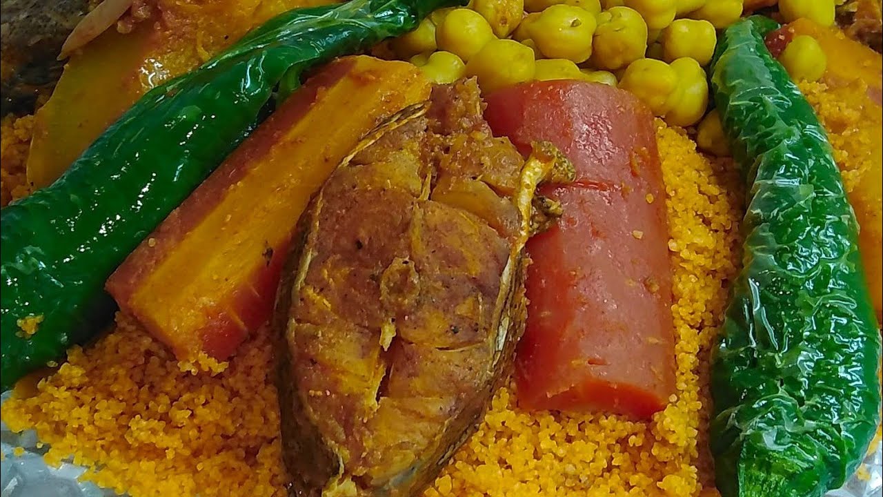 كسكسي تونسي بسمك المناني(ولد البحر) couscous tunisien  au poisson(Mérou) كسكسي بالحوت