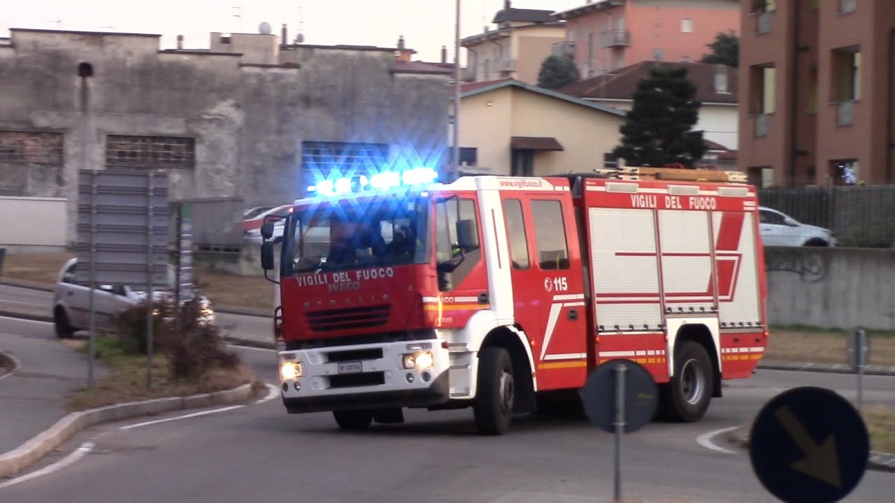 [INCENDIO TETTO]ARRIVO APS VVF BUSTO IN SIRENA + X2 AS VVF LEGNANO IN SIRENA+ABP VVF BUSTO IN SIRENA