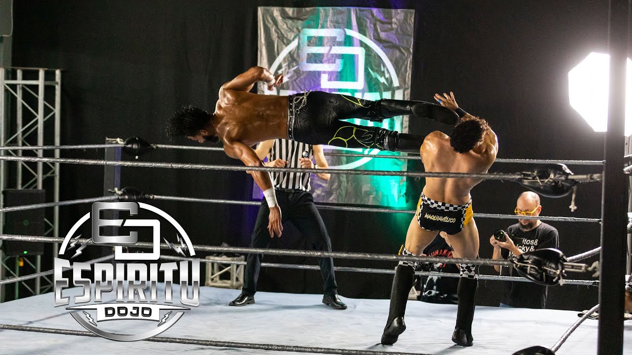 Mike Mendoza (C) vs Adam Riggs SE CUMPLIO EL MILAGRO