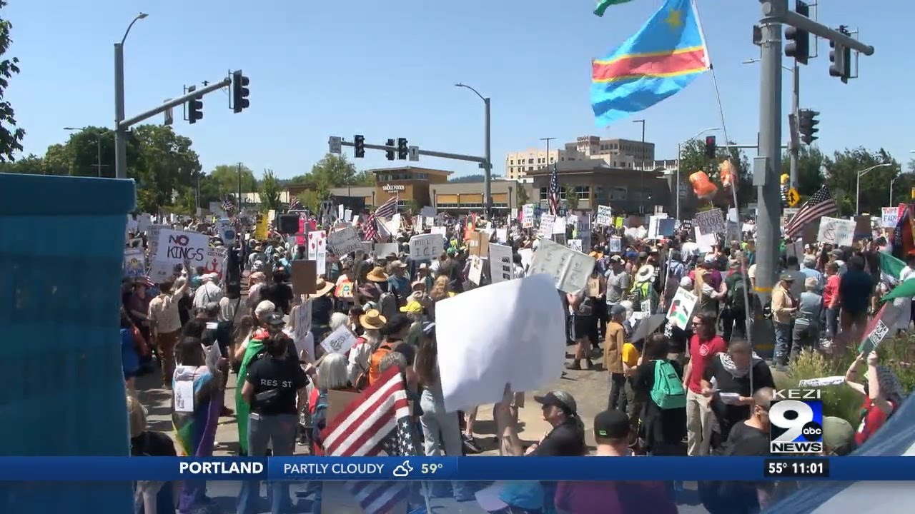 An estimated 10,000 attend No Kings protest in Eugene