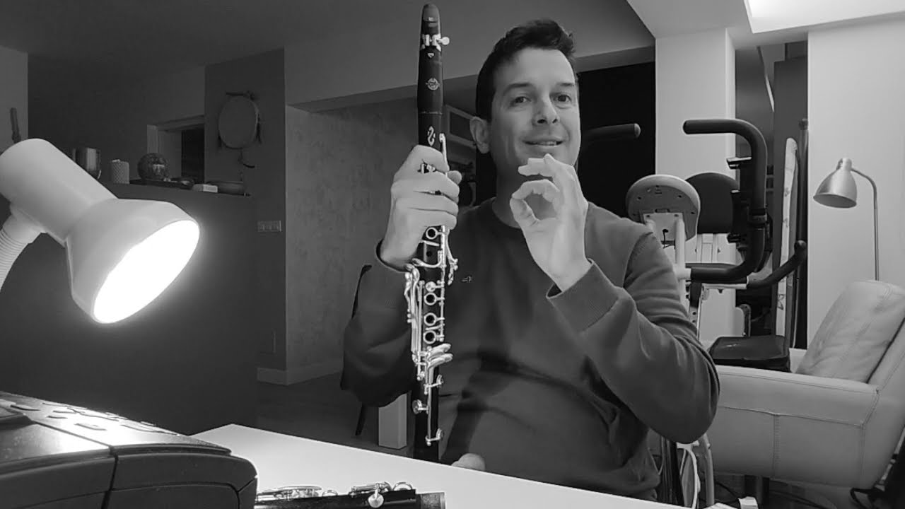 Cómo AFINAR tu clarinete modificando agujeros