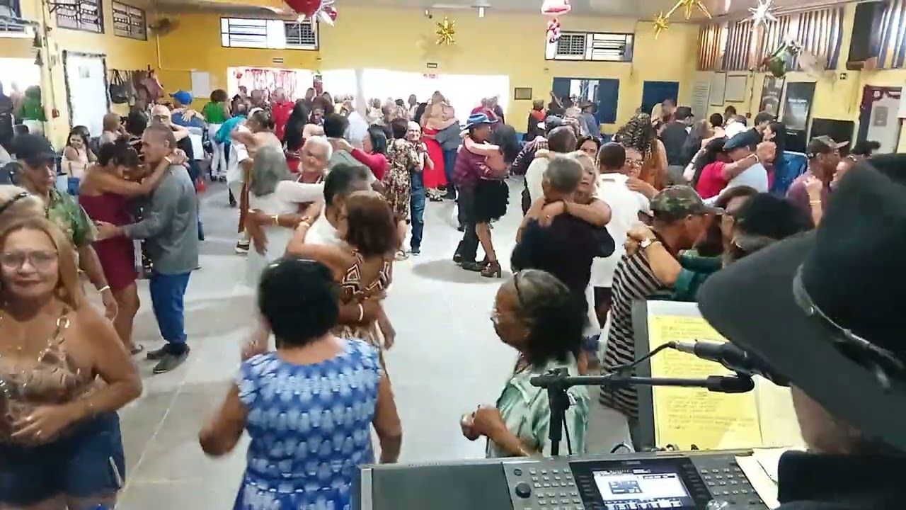 Baile na ASMAC GAMA DF. 07/12/2025 Janio Silva ao vivo 