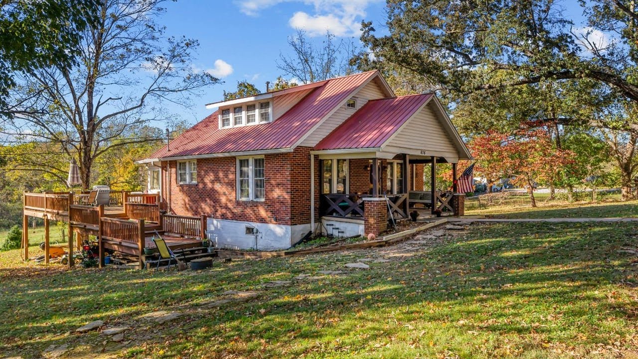 676 Mt Lebanon Rd, Dickson, TN