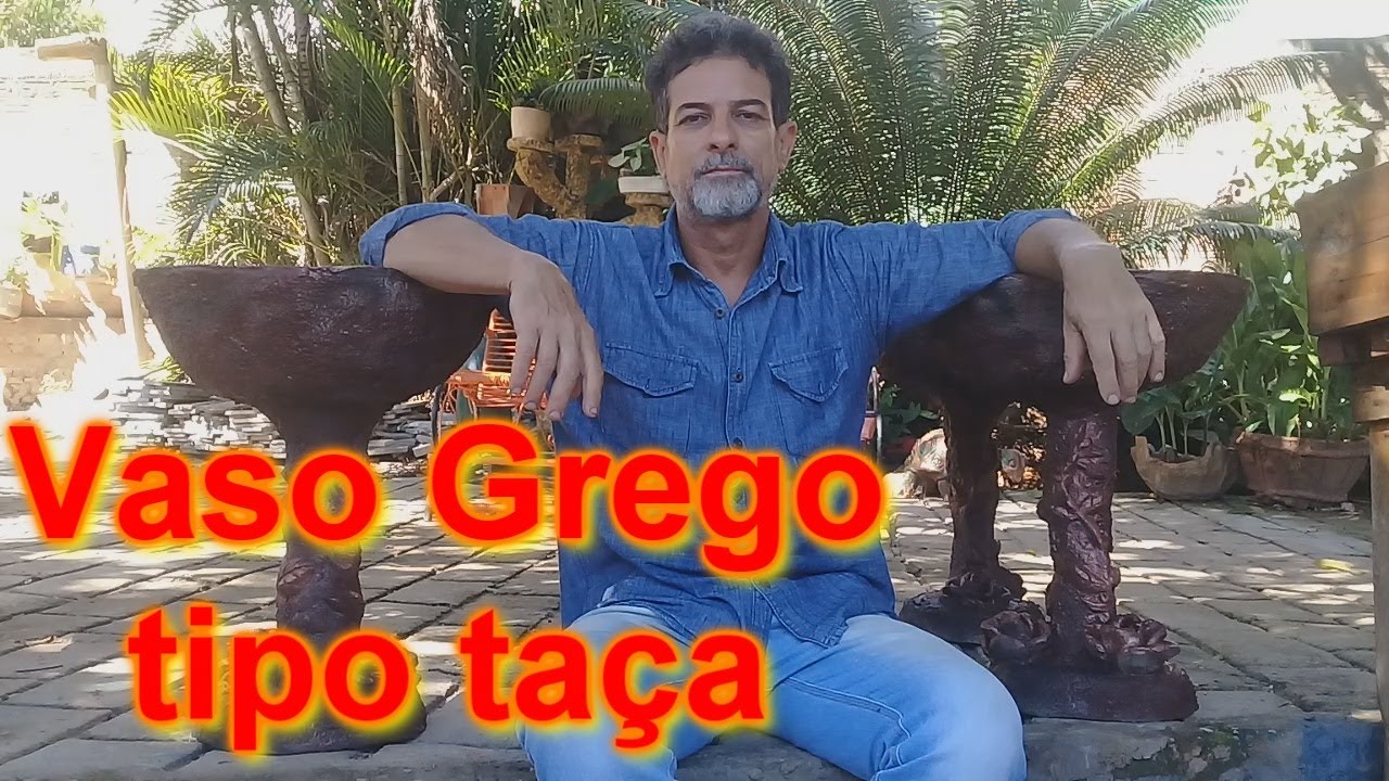 Vaso grego tipo taça