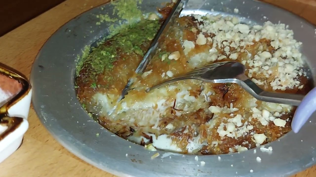 Must see traditional Turkish dessert 🍨 at the Old Bazar in Skopje #viral #foryou #youtube #mukbang
