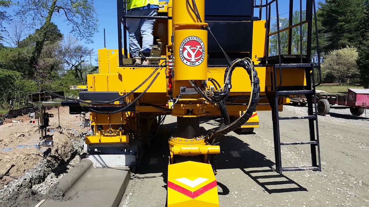 GOMACO 3300 concrete curb and gutter machine FIRST IN NORTH CAROLINA