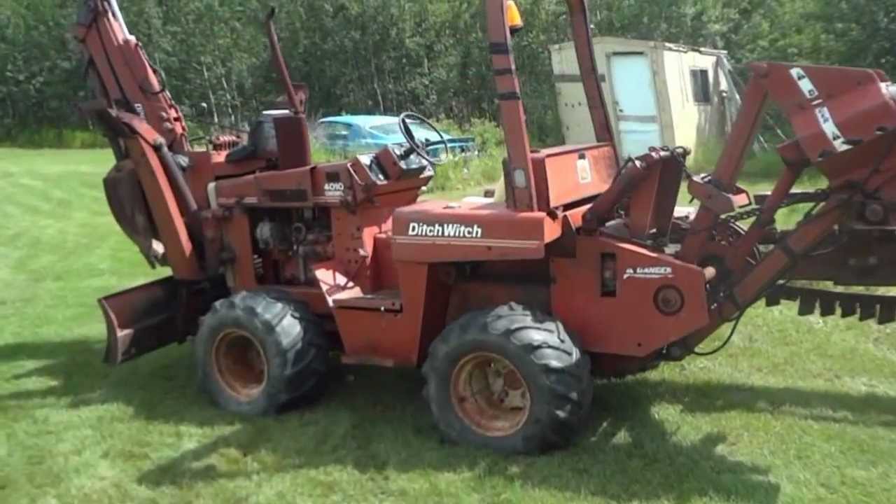 4010 Ditch Witch trencher
