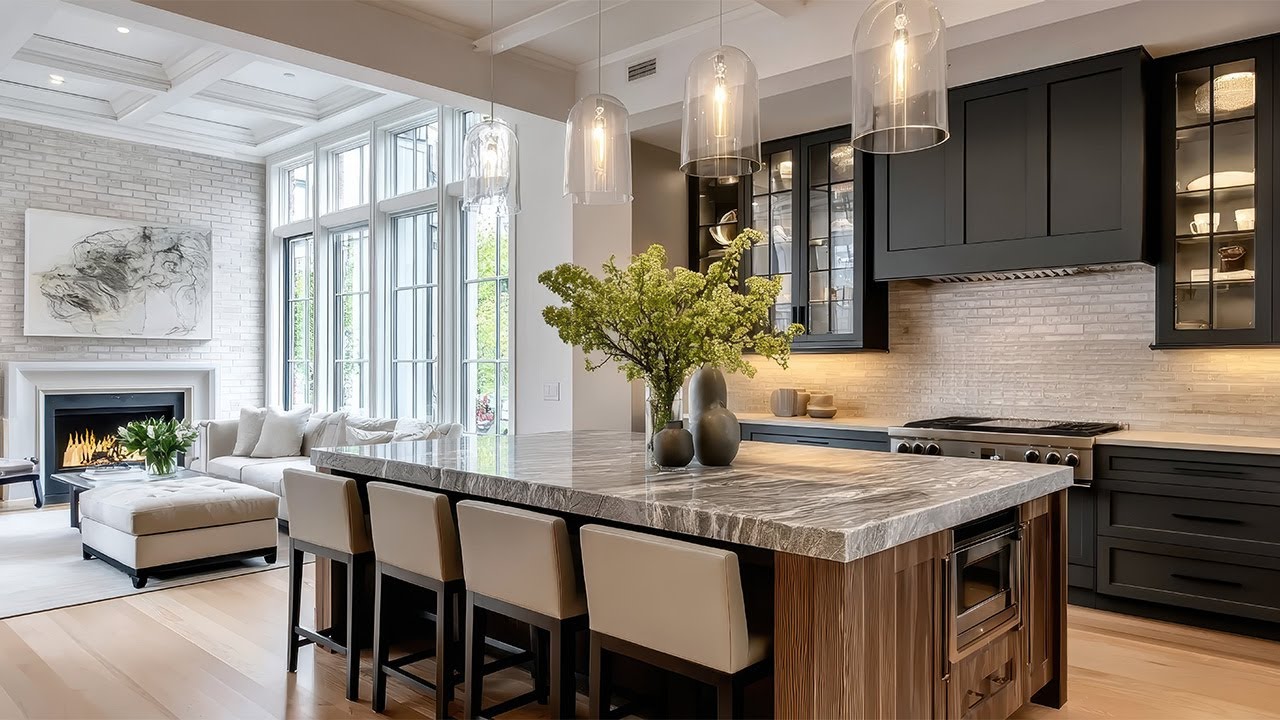 Effortless Flow: Designing a Kitchen-Dining Space You Never Want to Leave