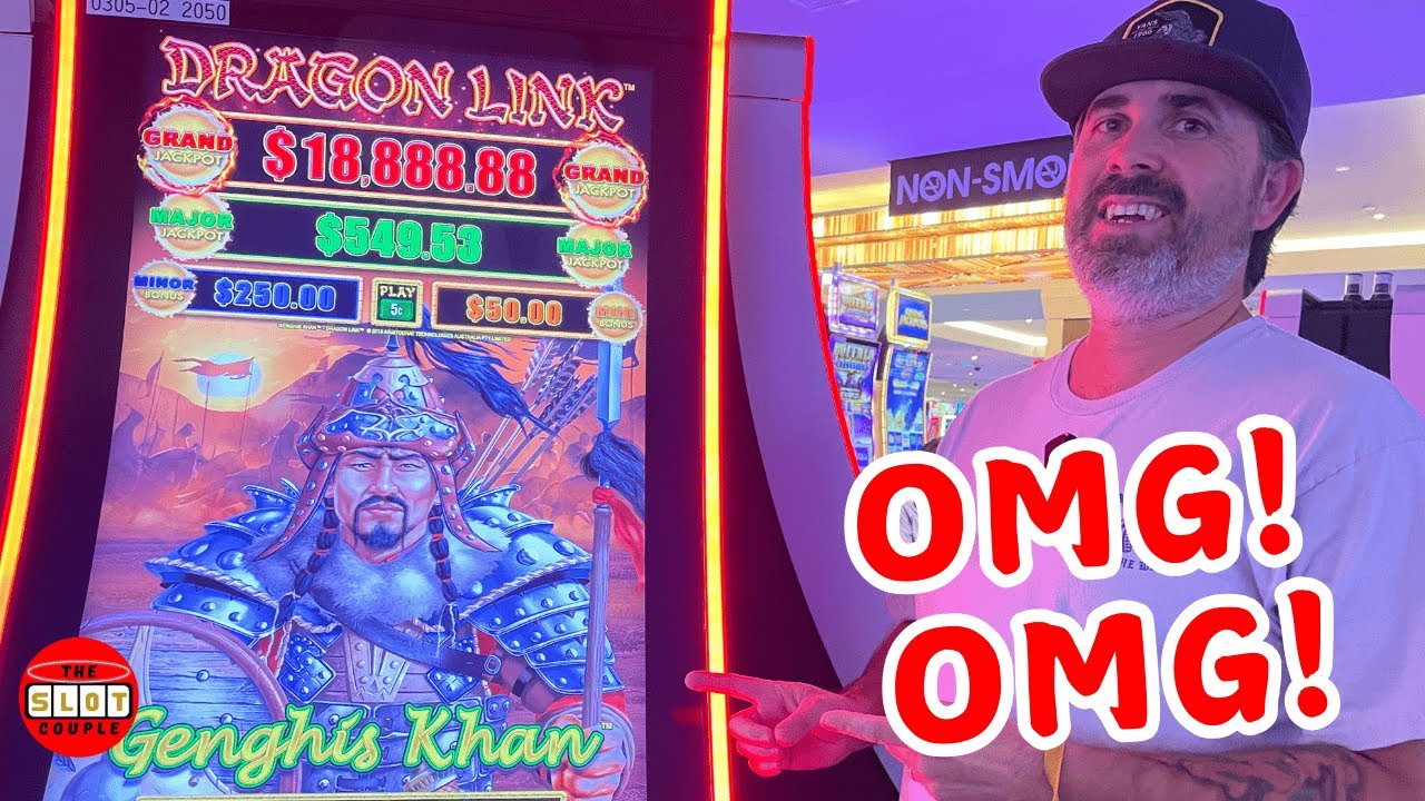 OMG! OMG! OMG! GENGHIS KHAN GIVES US ALL HIS MULTIPLIERS!  Playing Dragon Link Slot Machines