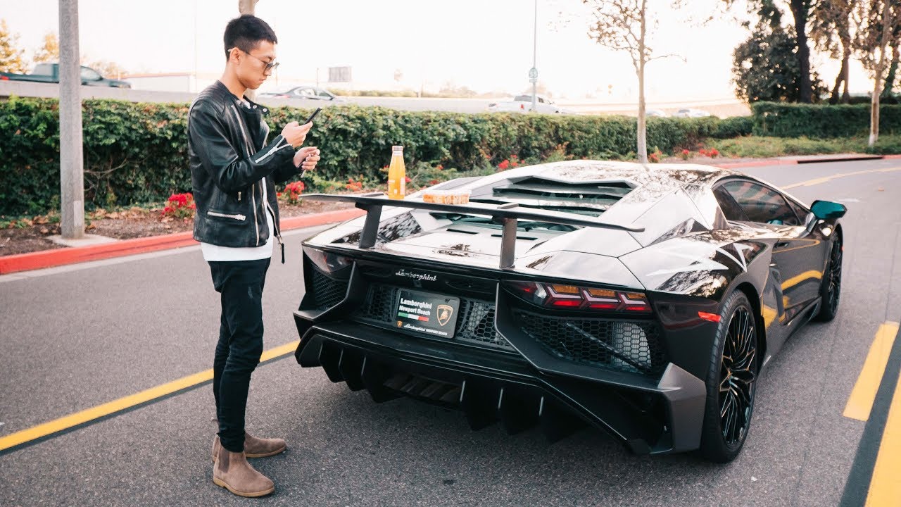开着兰博基尼Aventador SV 去炸街! - CRAZY LOUD Lamborghini Aventador SV