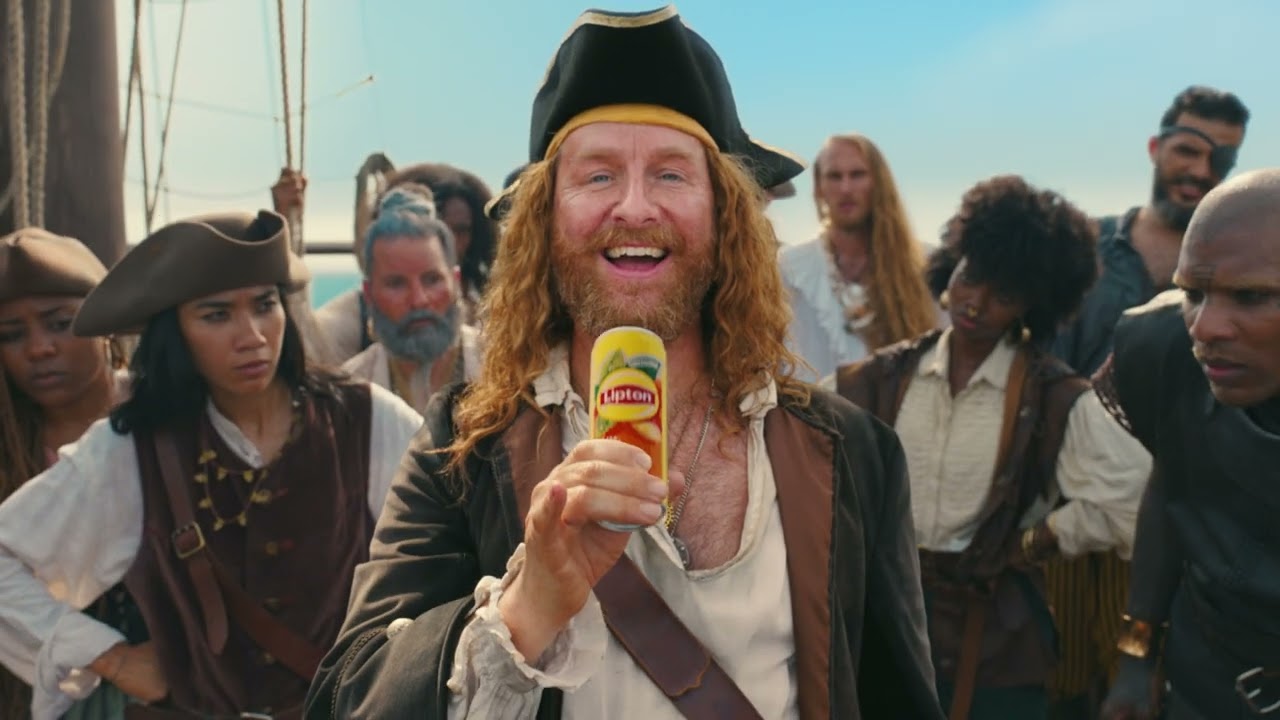 Lipton Ice Tea ile değişir her şey! ☀️🦜
