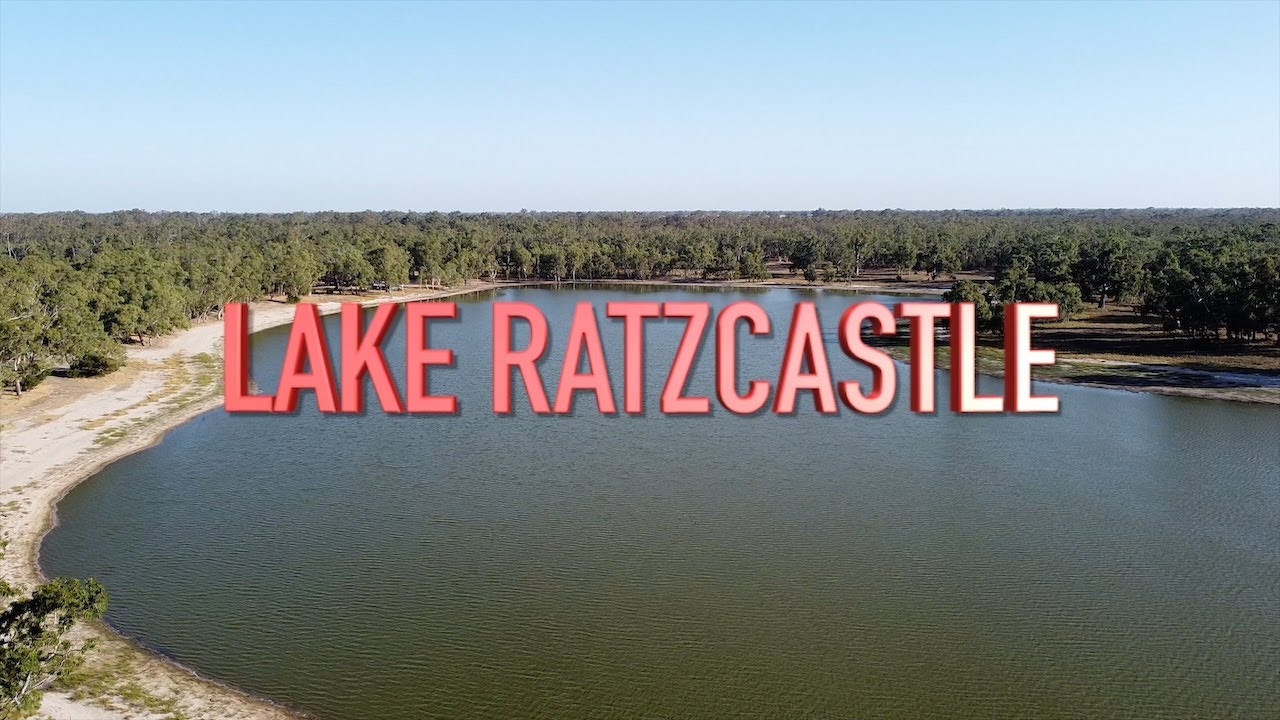 LAKE RATZCASTLE AND A PLAGUE OF MIGGIES