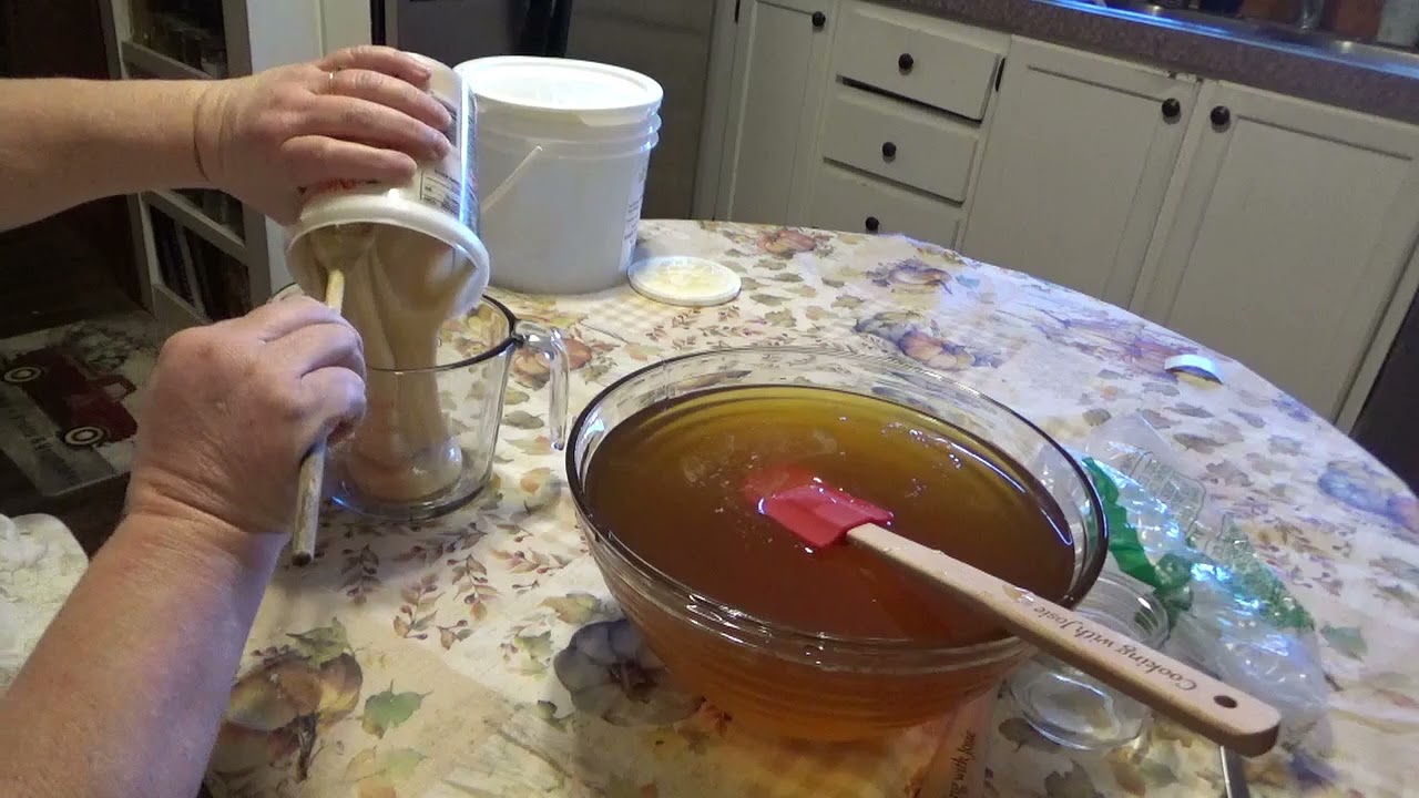 Homemade Christmas, Creamed Honey