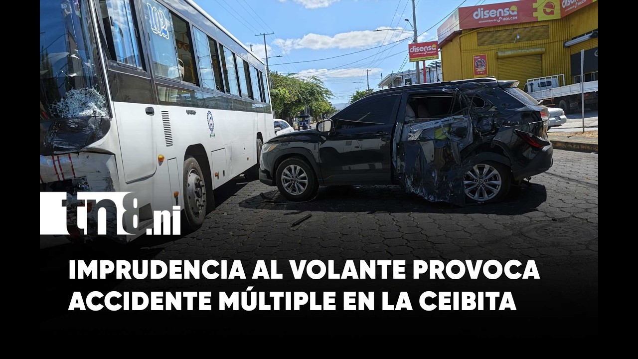 Triple colisi&oacute;n en sem&aacute;foros de La Ceibita deja cuantiosos da&ntilde;os materiales