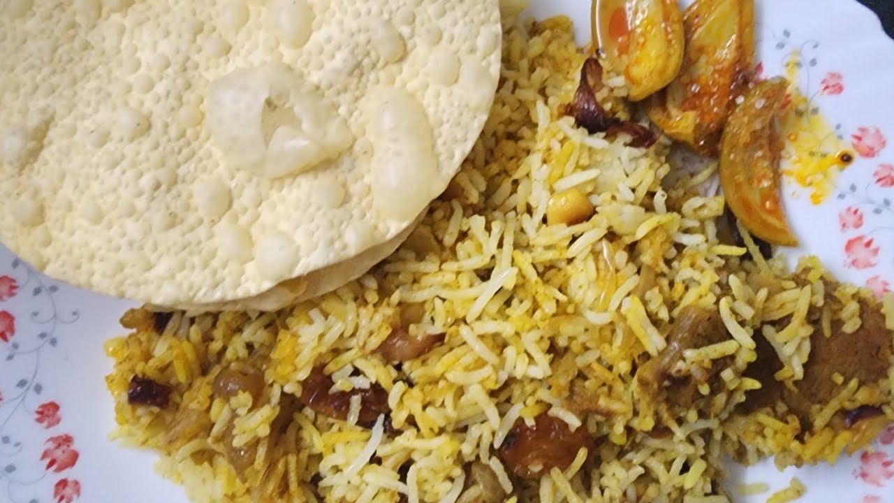 ഒരു Beef dum ബിരിയാണി ആയാലോ..?😋#beefdumbiriyani#dumbiriyani#thalesseridumbiriyani#biriyanirecipe#