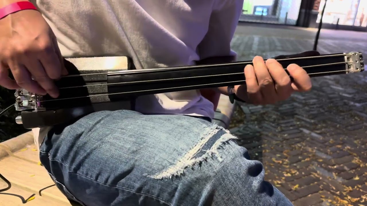 Test bass 3 String Short Scale