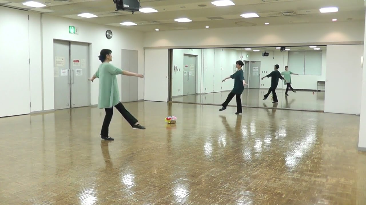 Katonti カトンティ קטונתי  -Oren Ashkenazi (Circle Dance)