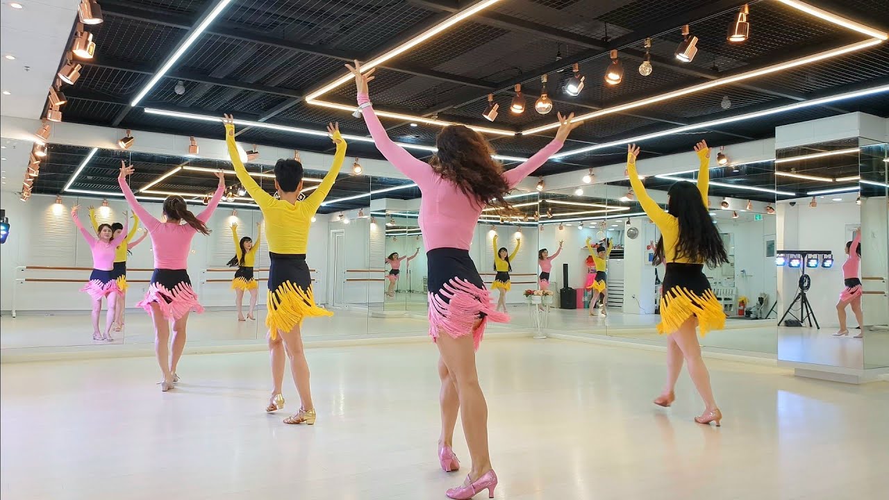A Touch Of Rumba (Beginner) teach line dance | Withus Yoon, Korea