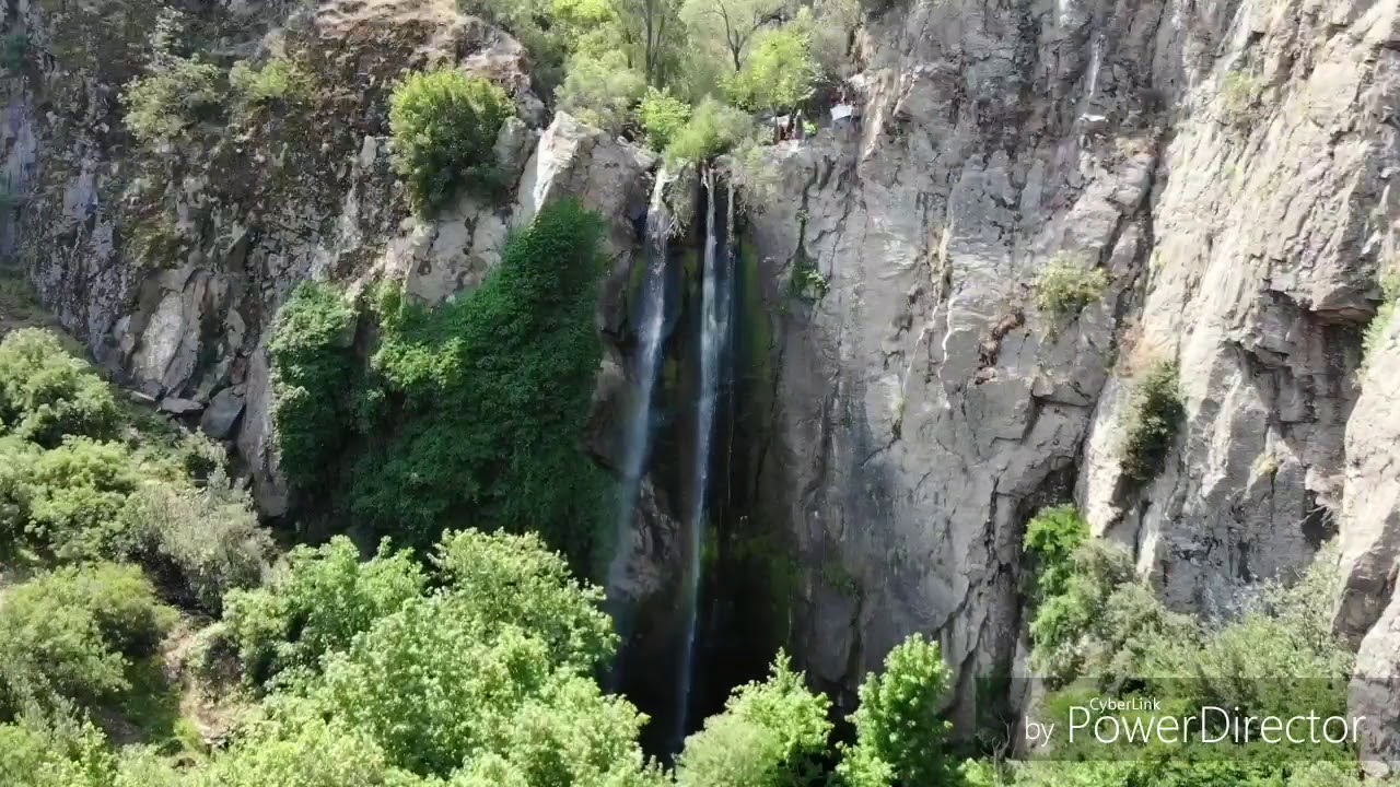 Su U&ccedil;uran Şelalesi