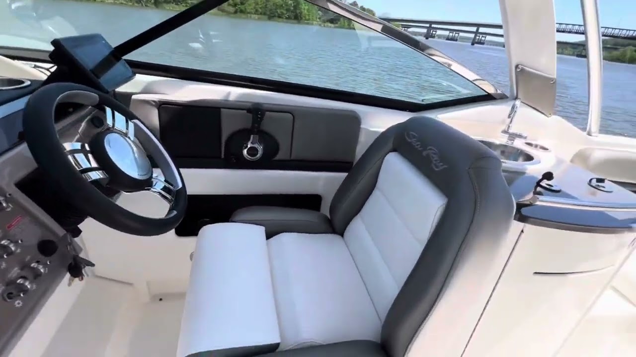 Sea Ray 270 SLX