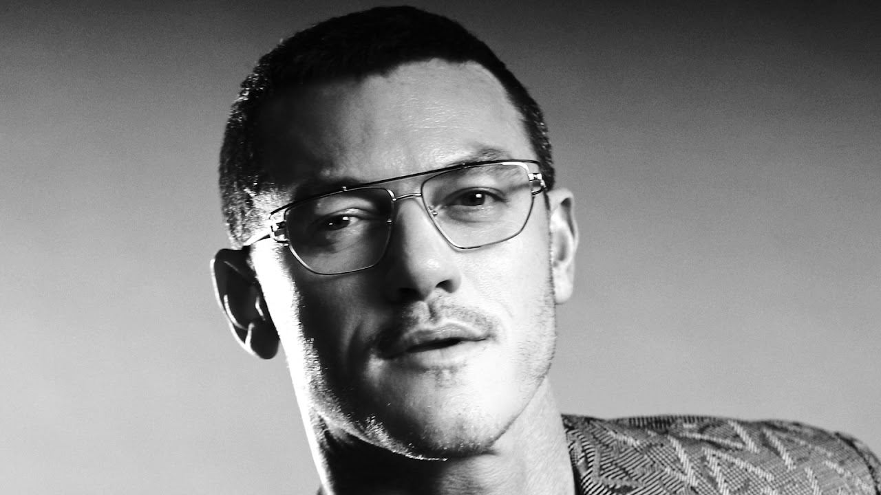 Luke Evans for Versace Grecamania Campaign