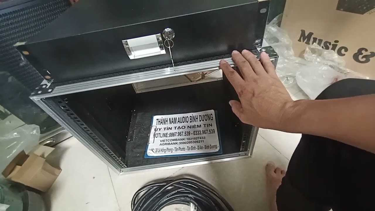 tủ âm thanh 8u giá tốt nhất thị trường